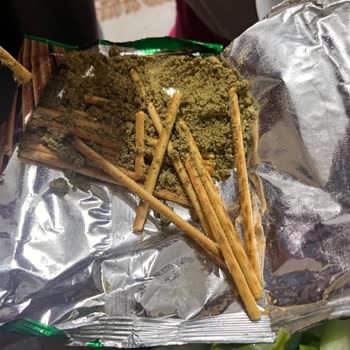 Eti Crax Baharatlı Çubuk Krakerde Aşırı Baharat Ve Hijyen Endişesi