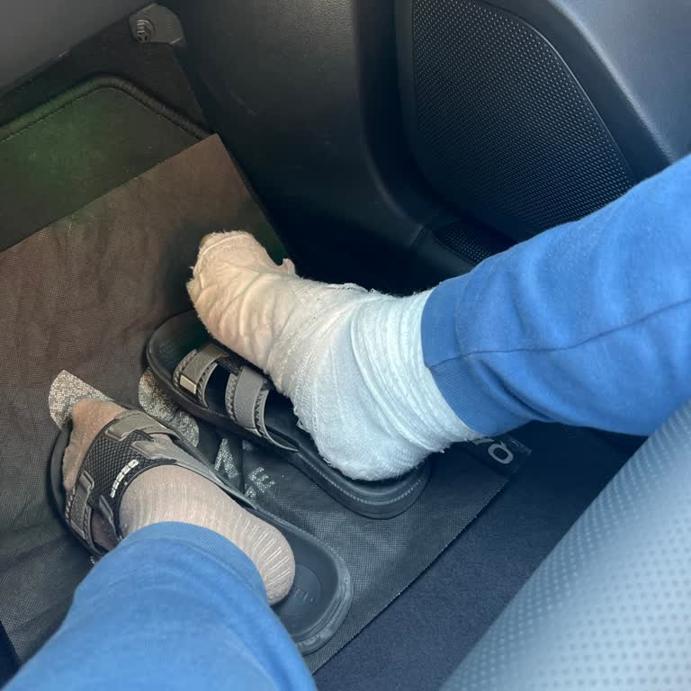 Ortopedi Doktoru Yoktu, Çocuğumun Alçısı 5 Gün Süreyle Çıkarılamadı