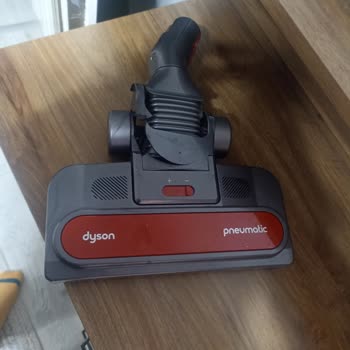 Dyson Süpürge Başlığı Üç Ayda Kırıldı, Garanti Reddi Haksız