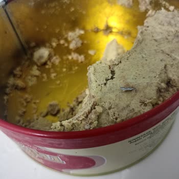 Kayseri Gros Markette Satın Alınan Tahin Helvasında Metal Parça Çıktı