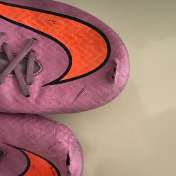 Nike Kramponu Üç Ayda Patladı, Garanti Talebimiz Reddedildi