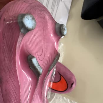 Nike Kramponu Üç Ayda Patladı, Garanti Talebimiz Reddedildi