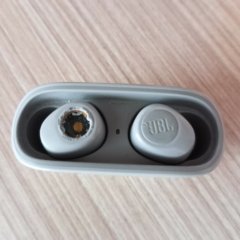 JBL Wave 100tws Silikon Uçları Deforme Oldu, Vodafone Ve Markadan Çözüm Talebi