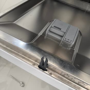 Arçelik Bulaşık Makinesinin Kapak Kilidi Arızası Ve Müşteri Hizmetlerinin Yetersiz Çözümü