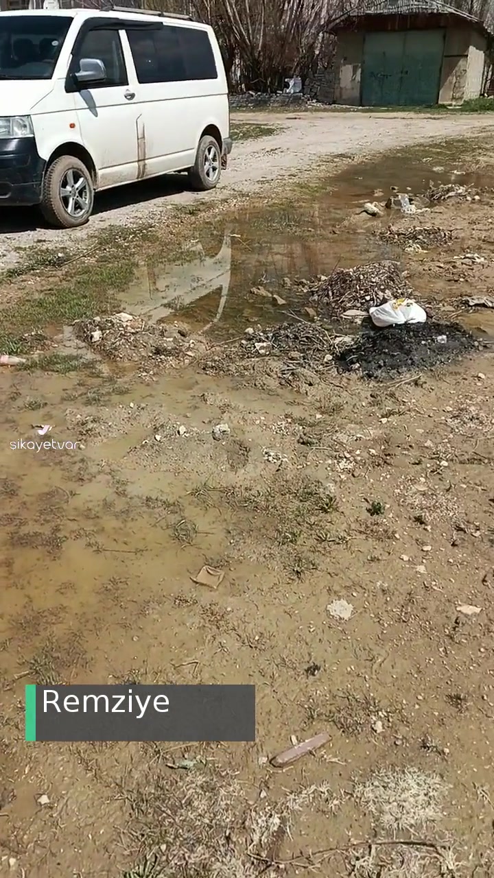 Van Büyükşehir Belediyesi Yol Berbat, Çocuğumu Okula Götüremiyorum videonun kapak resmi