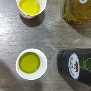 Aydınlı Amca’dan Alınan Zeytinyağının Renk Ve Tat Sorunu