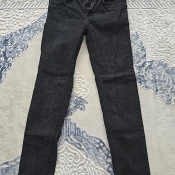 Hepsiburada Üzerinden Alınan Kot Pantolonun Kalite Sorunu Ve Satıcının İade Reddi