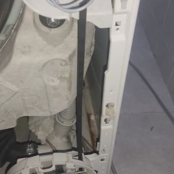 Bosch Çamaşır Makinesinde Paslanma Garantisi Kapsam Dışı