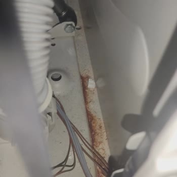 Bosch Çamaşır Makinesinde Paslanma Garantisi Kapsam Dışı