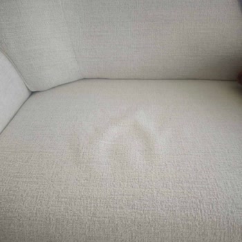 Teslim Edilen Koltukta Potluk Ve Servis Gecikmesi