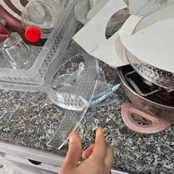 Yurtiçi Kargo Esenyurt Şubesinde Teslimat İhmalı Ve Kırık Ürünler