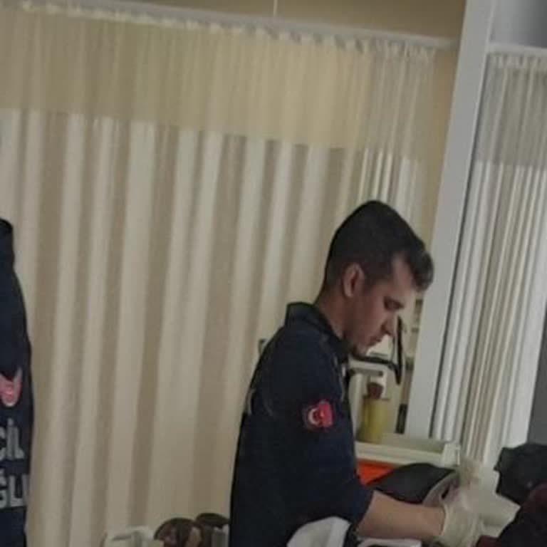Kayseri Şehir Hastanesi Ambulans Acil 2'de Ciddiyetsiz Kan Alma Personel Davranışı