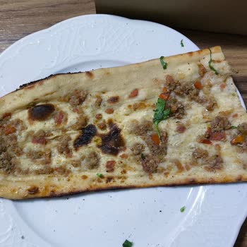 Etli Ekmek Pidesinde Et Yokluğu Ve Yanıltıcı Ürün