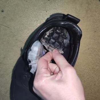 Derimod Botunda Üretim Hatası Ve Zorunlu Değişiklik Ücretine Karşı İade Talebi