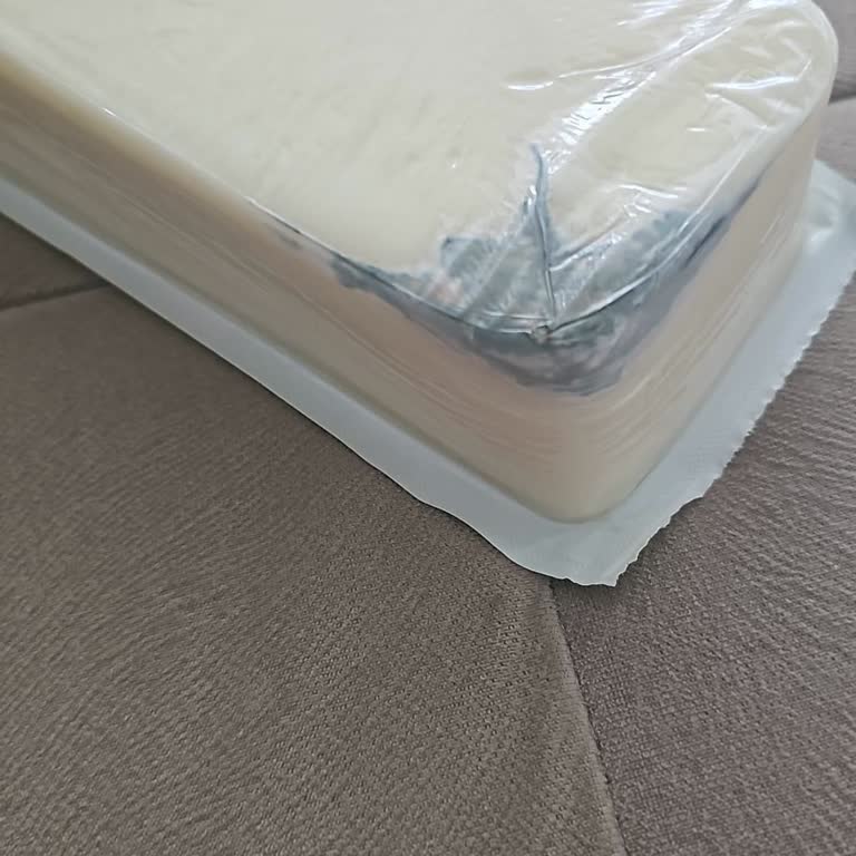 Aliağa BİM'de Satın Alınan Kaşarda Küf Sorunu