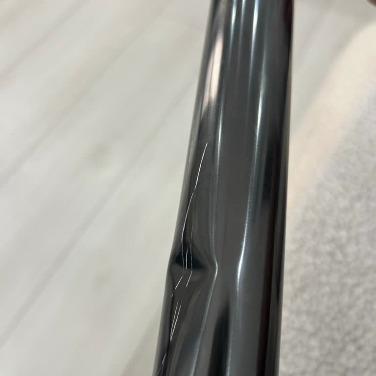 Dyson V15 Detect Süpürge Borusunda Hafif Darbe Sonrası Yamulma Ve Garanti Talebi