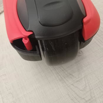 Kırık Gelen Robo Çocuk Scooter İçin Hızlı Değişim Talebi