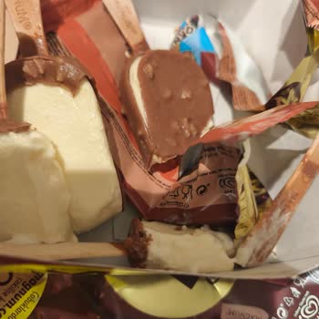 Magnum Mini Dondurmanın Çikolata Kaplamasındaki Kalite Sorunu Güvenimizi Sarsıyor