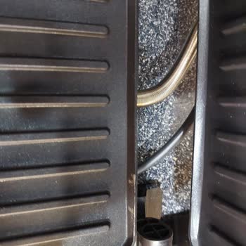 Garanti Sonrası Çözülmeyen Yanık Kokusu Ve Kablo Cızırtısı