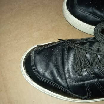 Deichmann Ayakkabısının Parçaları Ayrıldı, Müşteri Hizmetleri Çözüm Sunmuyor