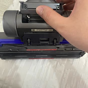Garanti Dışı Kırılan Dyson Süpürge Başlığı İçin Ücretsiz Değişim Talebi