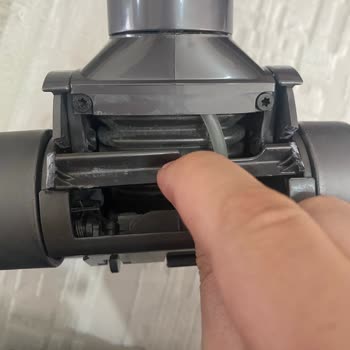 Garanti Dışı Kırılan Dyson Süpürge Başlığı İçin Ücretsiz Değişim Talebi