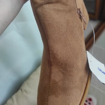 LCW'de Tekrarlanan Kusurlu Ürün Ve Renk Tutarsızlığı