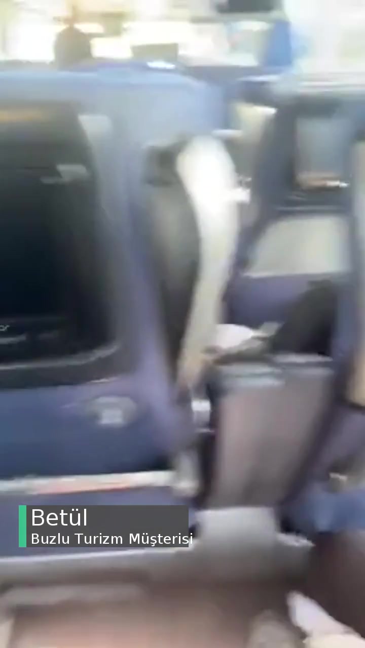 Buzlu Turizm Otobüsünün Hali! videonun kapak resmi