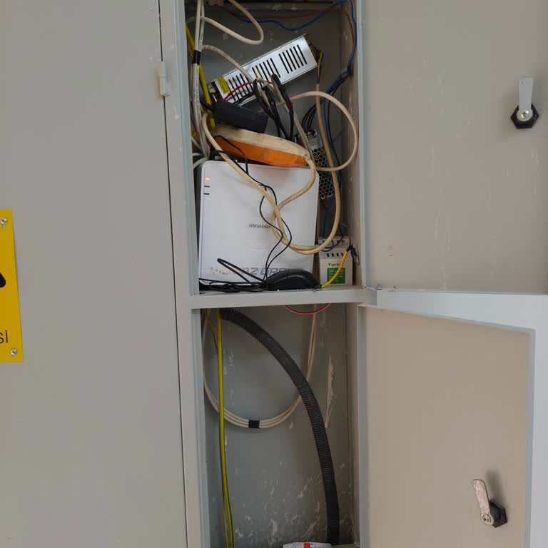 Yeni Apartmanda İnternet İçin Kablo Çekilmesi 1 Ayda Gerçekleşmedi