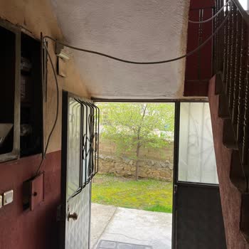 Kayseri Yahyalı’da Kablo Güvenlik Riski Ve Yetkililerin Cevapsızlığı