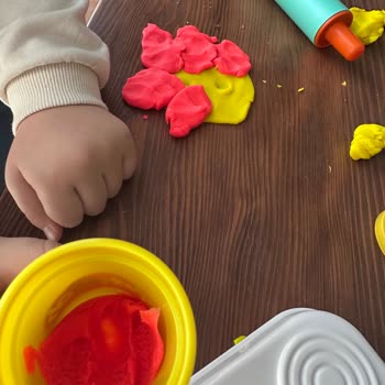 Migros’ta Satın Alınan Play‑Doh Oyun Hamurunun Renk Yanıltması