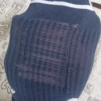 Ayıplı Çorap Ve Saygısız Mağaza Personeli