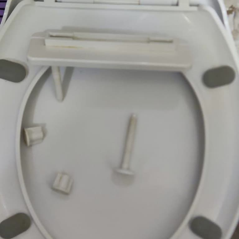 Kale Klozet Kapağındaki Kızak Kırıldı, Yedek Parça Bulamıyorum