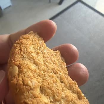 McVitie’s Bisküvi İçinde Saç Bulunması Tüketiciyi Korkuttu