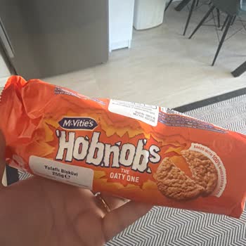 McVitie’s Bisküvi İçinde Saç Bulunması Tüketiciyi Korkuttu