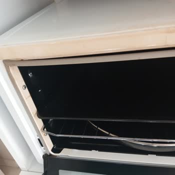 Simfer 45 Litre Fırın Kapak Menteşesi Kırıldı, Garanti Servisi 20 Km Uzaklıkta