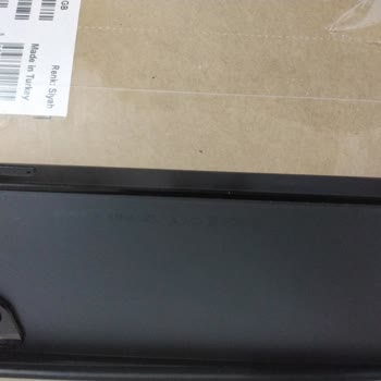 Arka Camı Çıkık Telefon İçin Değişim Sözünü Yerine Getirmeyen Reeder Mağazası