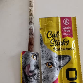 Küflü Kedi Çubuk Maması Ve Cevapsız Şikayet Sağlık Endişesi Ve İade Talebi