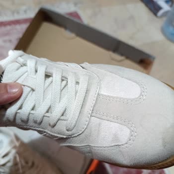 Karabük FLO Mağazasında Ayıplı Spor Ayakkabı Değişim Talebi Reddedildi