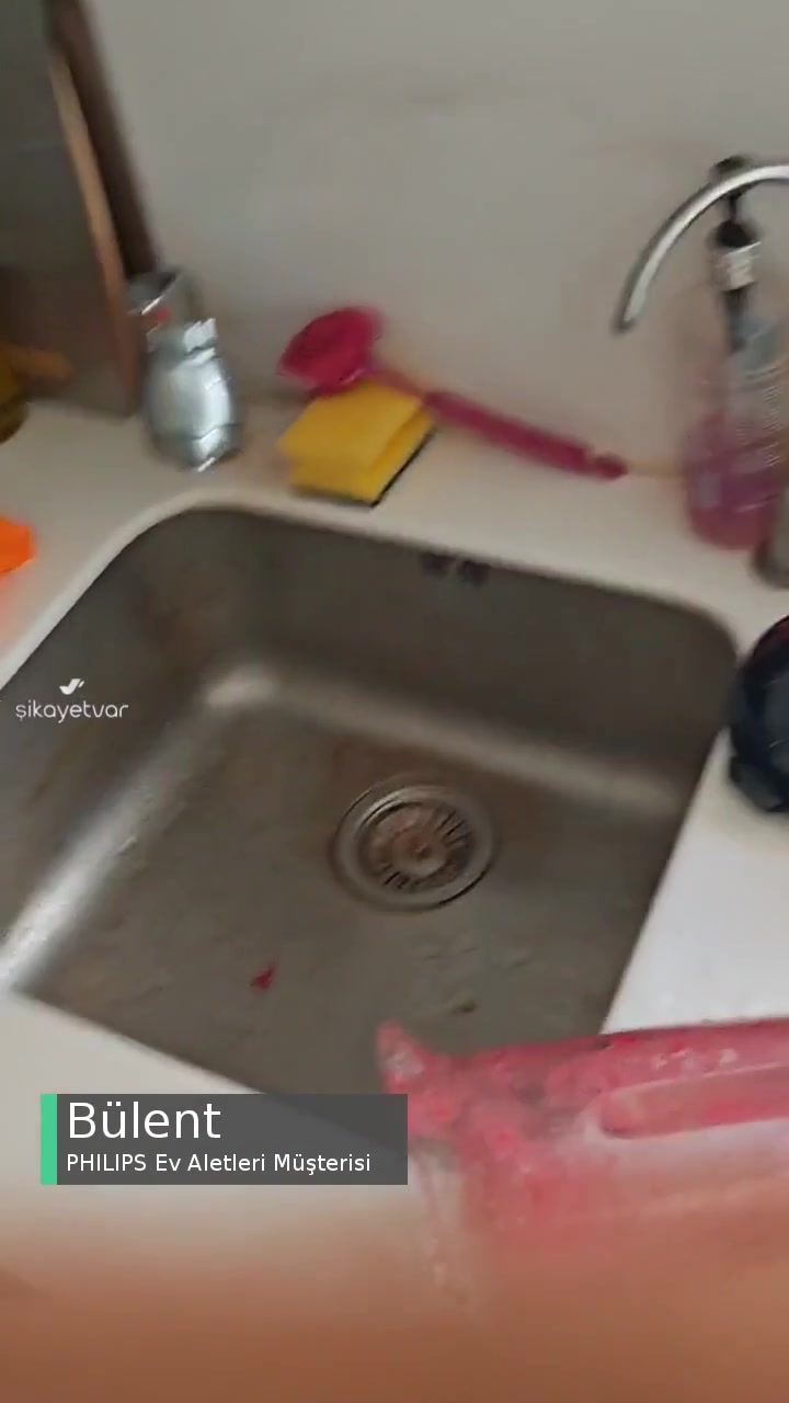 Siyah Su Akıtan Philips Mikser! videonun kapak resmi