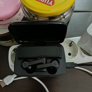 Kırık Tesbih Ve Bozuk Kulaklık İçin Satıcıdan Cevapsızlık