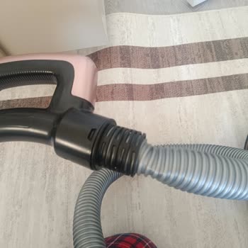 Karaca Elektrikli Süpürge Hortumunda Sürekli Katlanma Sorunu