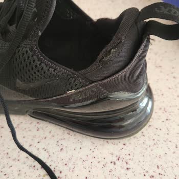 Nike 270 Ayakkabıda Kısa Sürede Açılma Sorunu Ve Garanti Redi