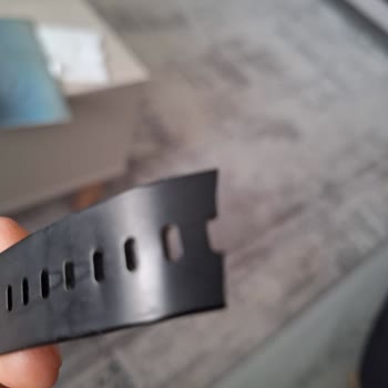 Decathlon’da Kırılan Saat Kordonu İçin Çözüm Bekliyorum