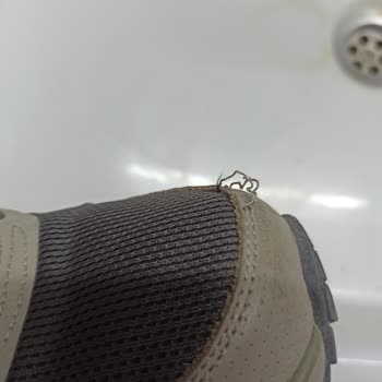 Skechers Ayakkabısında Kısa Sürede Dikiş Atması Ve Üretim Hatası Reddi