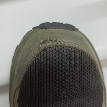 Skechers Ayakkabısında Kısa Sürede Dikiş Atması Ve Üretim Hatası Reddi