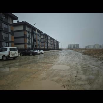 Altyapısı Hazır Olmasına Rağmen Yol Asfaltlanmıyor