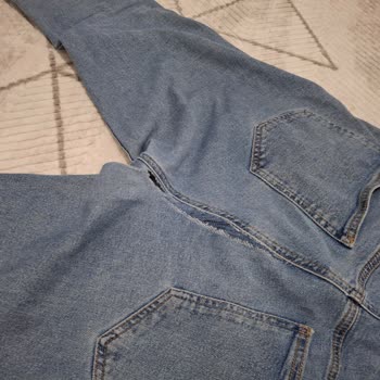 DeFacto Kot Pantolon 6 Aylık Dikiş Yırtılması, Mağaza İade Reddi