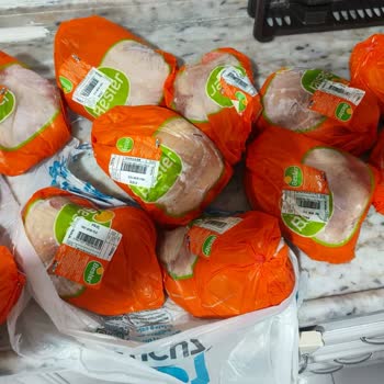 Son Kullanma Tarihi Yakın Tavukların Kapı Dışına Bırakılması Ve 4.000 TL Zararı