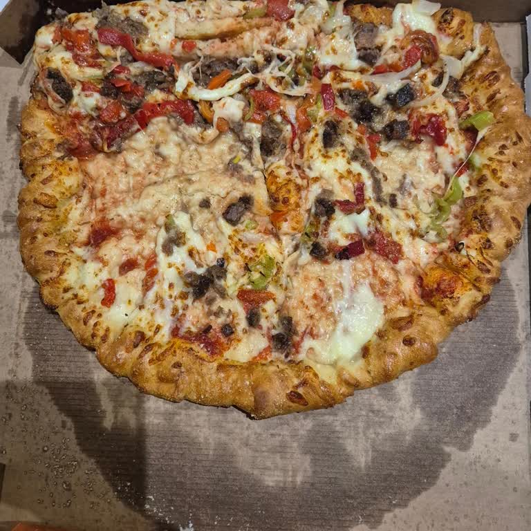 Çanakkale Little Caesars’ta Yenilemez Pizza Ve Müşteri Hakareti